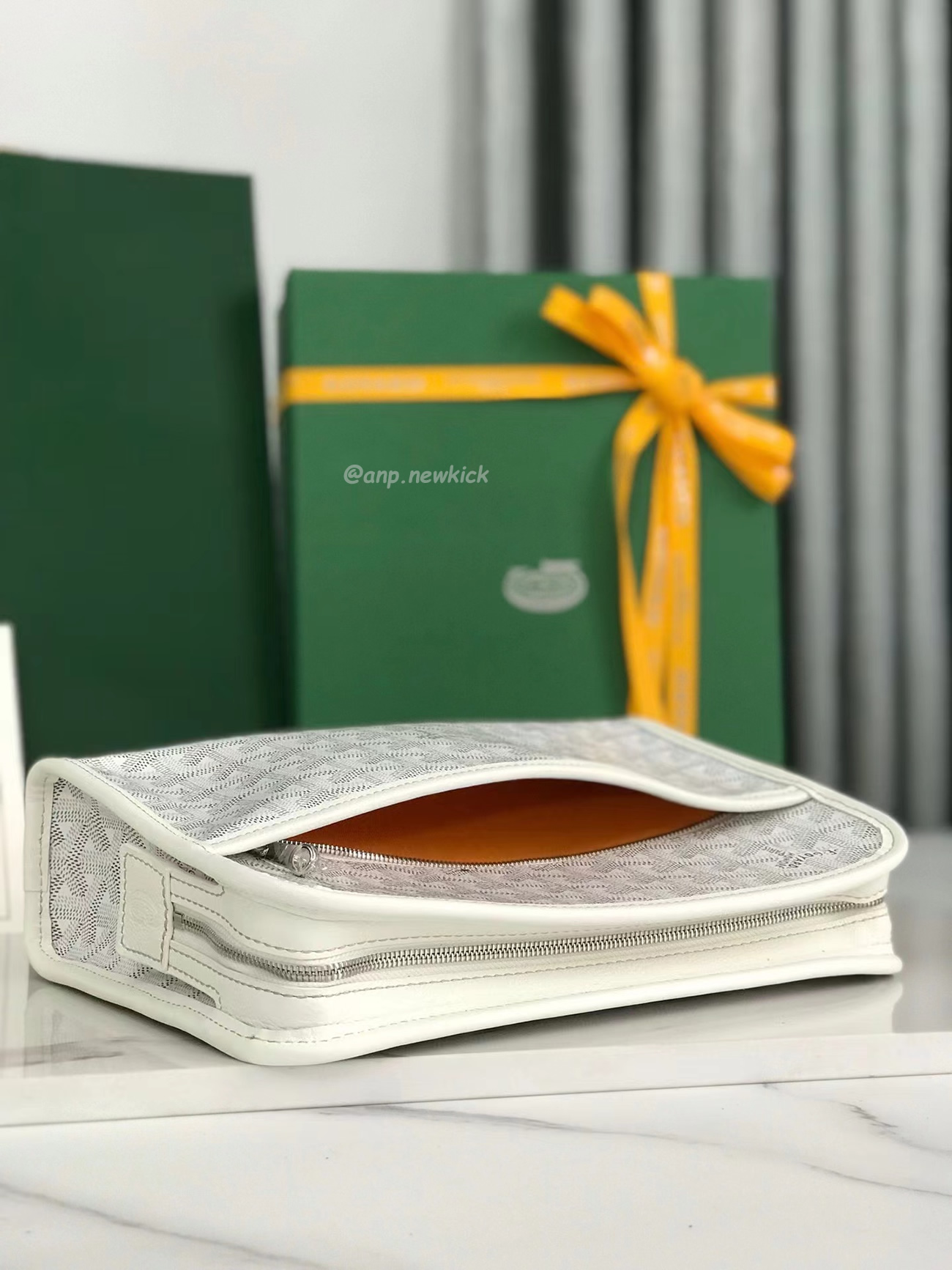 Goyard Jouvence Toiletry Bag Mm Green Black White Blue Purple Red Yellow (27) - www.newkick.vip